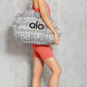 Alo yoga tote bag